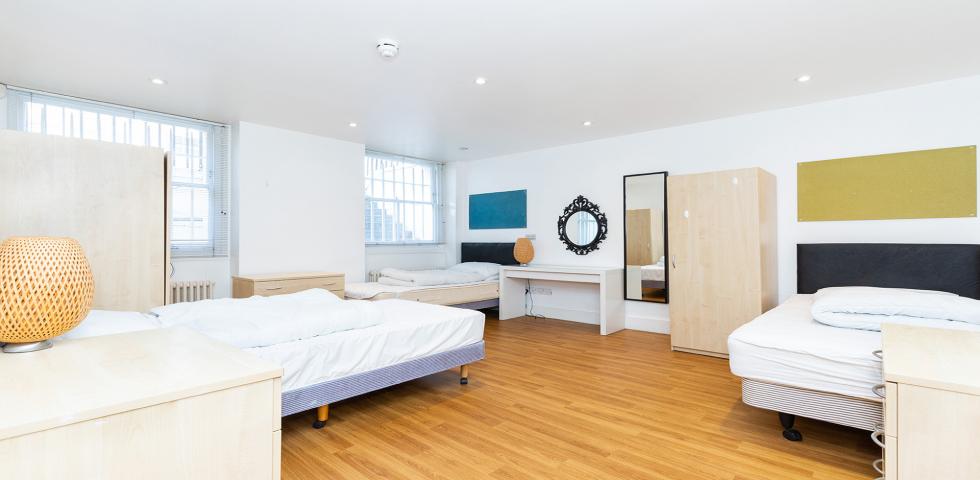 			HUGE 5 BED IN WC1!, 5 Bedroom, 1 bath, 1 reception Flat			 Bedford Place, BLOOMSBURY